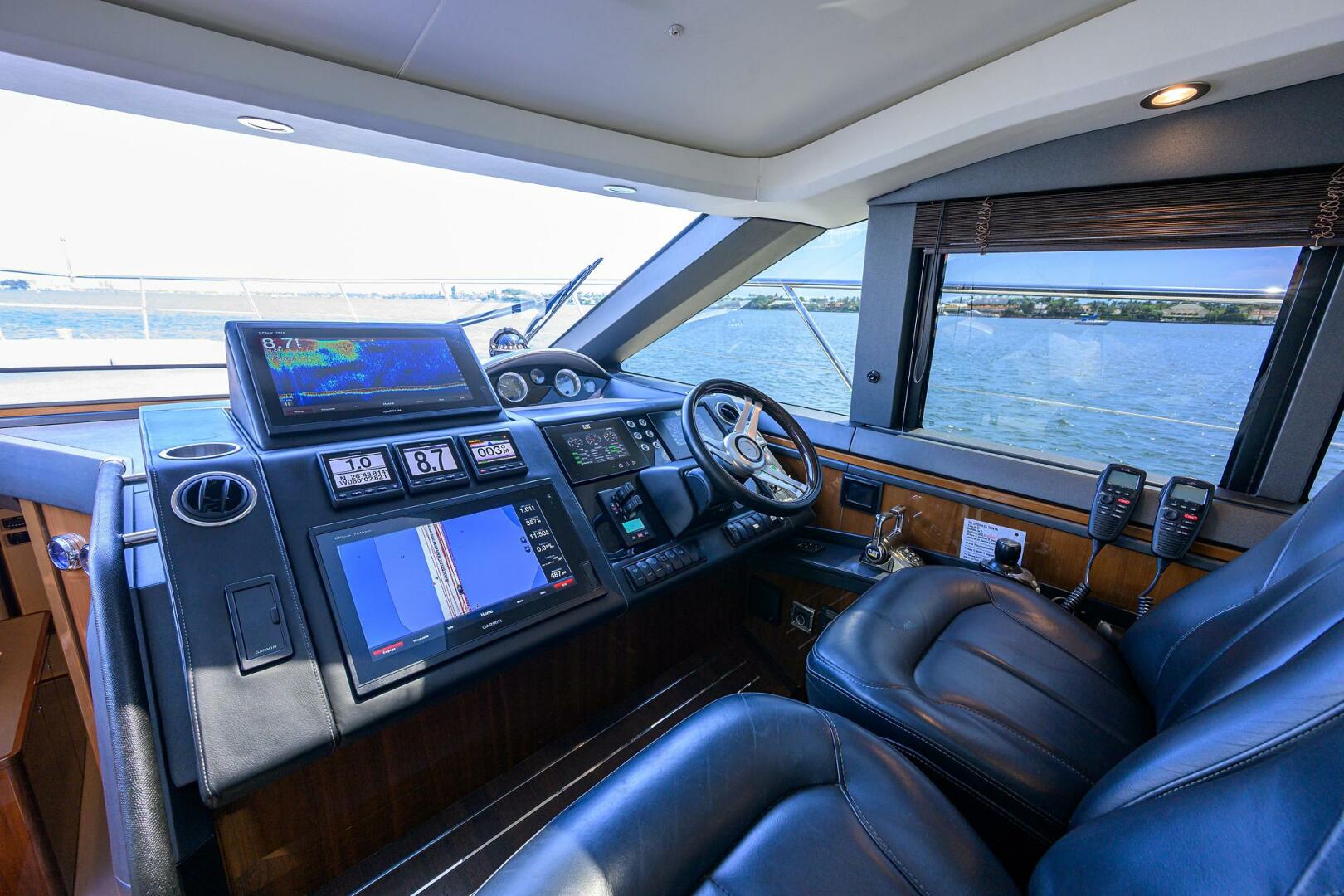 Slide: The Image of Princess V62-S Alpha Dog - Helm 2015 Princess V62-S Alpha Dog - 5372562