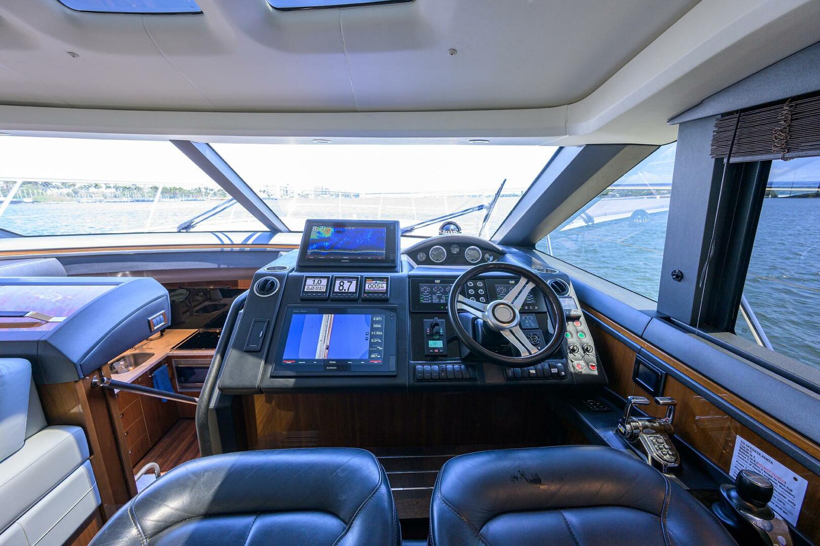 Slide: The Image of Princess V62-S Alpha Dog - Helm 2015 Princess V62-S Alpha Dog - 5372563