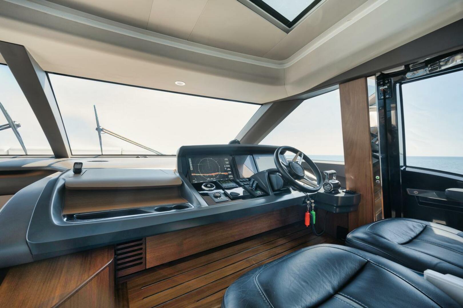 Slide: The Image of Princess V78 Hooked Her - Helm 2020 Princess V78  - 3985609