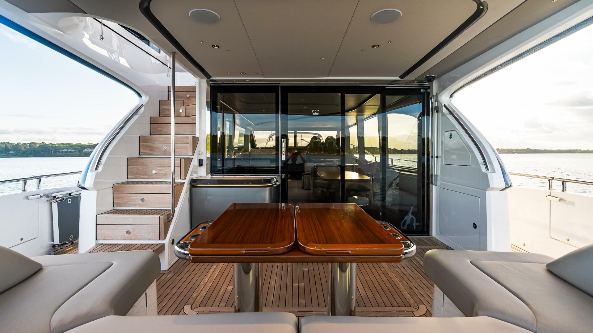 Slide: The Image of Princess Y72 Motor Yacht 2022 - 4721024