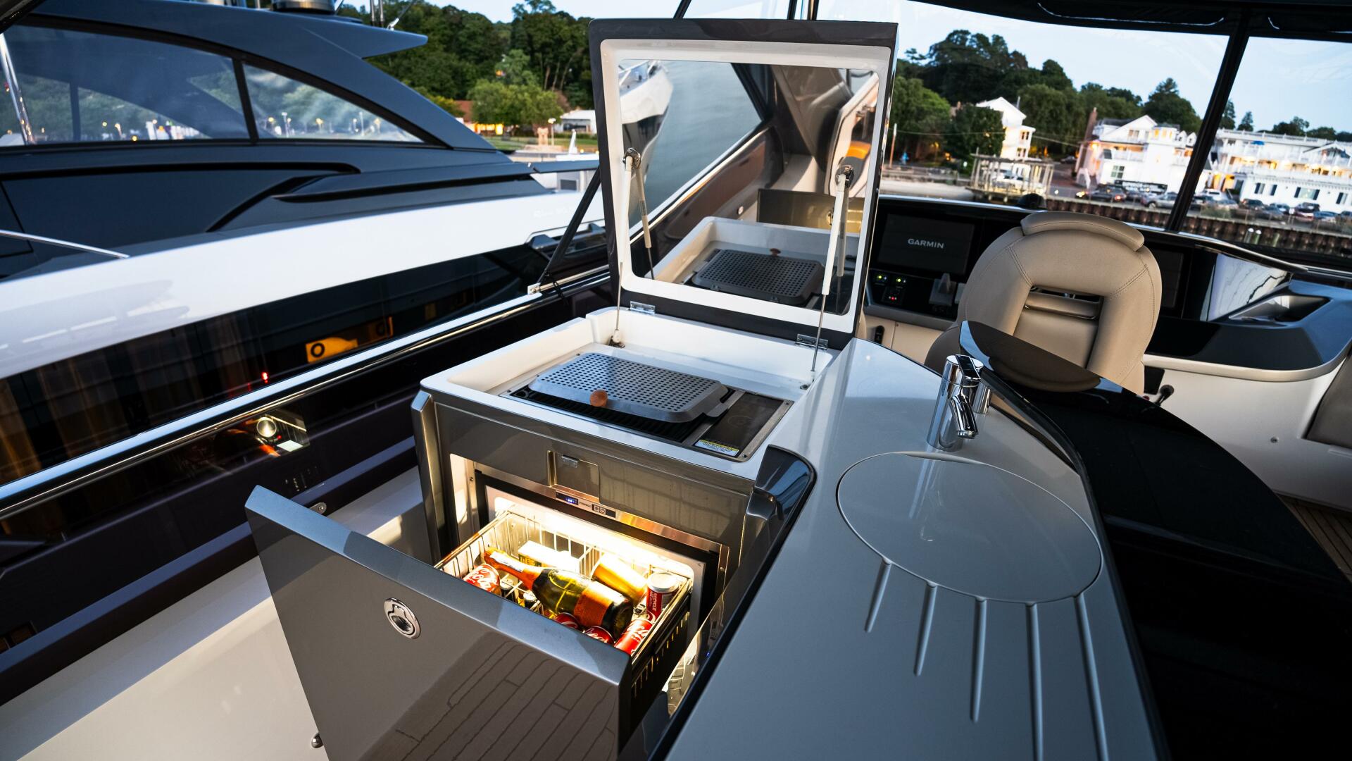 Slide: The Image of Princess Y72 Motor Yacht 2022 - 4721066