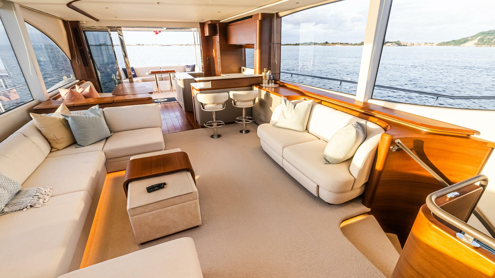 Slide: The Image of Princess Y72 Motor Yacht 2022 - 4721059