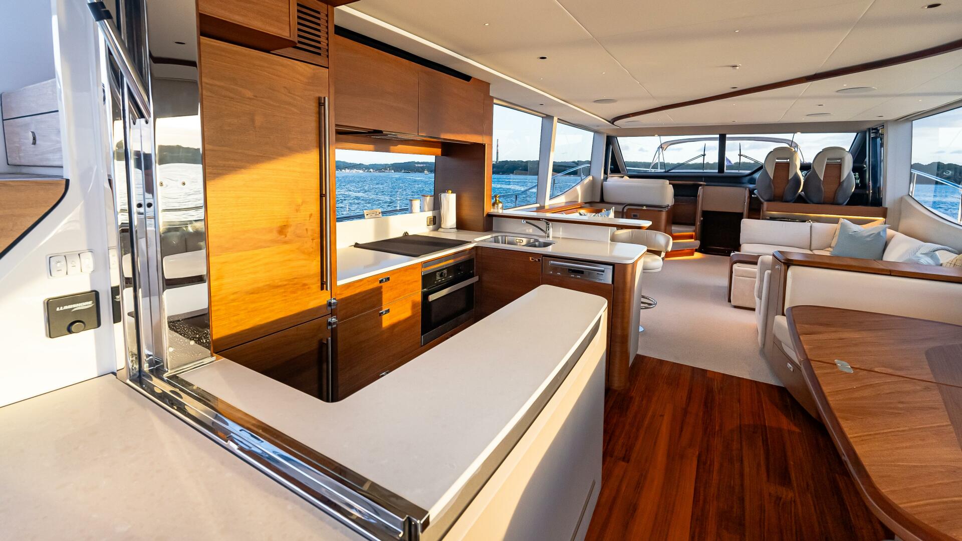 Slide: The Image of Princess Y72 Motor Yacht 2022 - 4721048