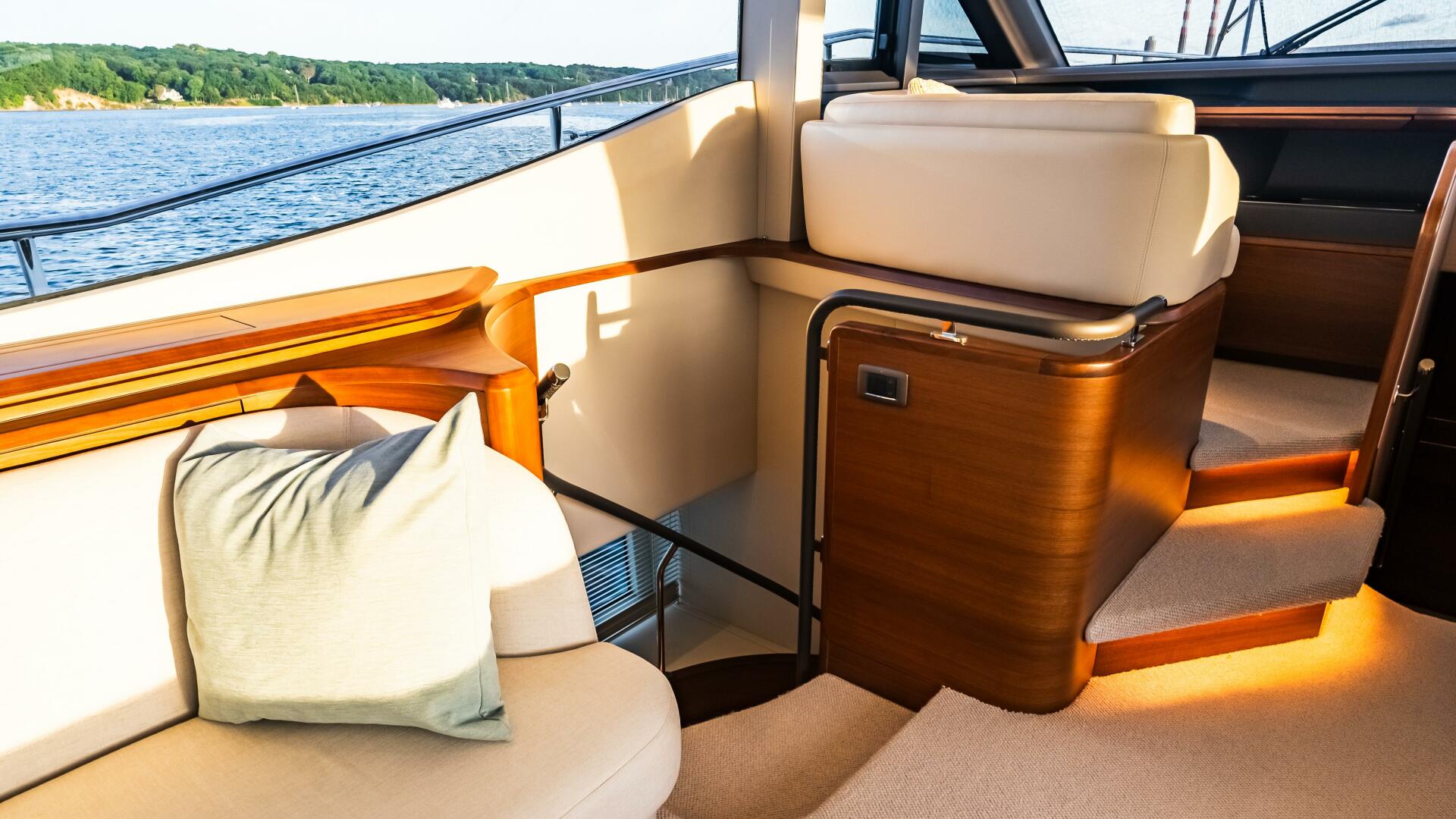 Slide: The Image of Princess Y72 Motor Yacht 2022 - 4721060