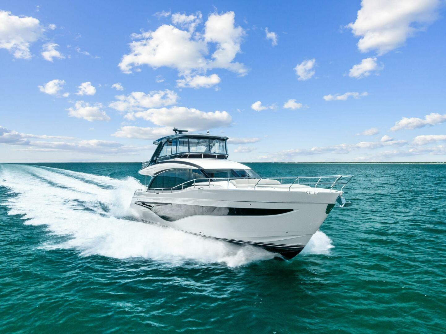 Slide: The Image of 2024 Princess Y72 Motor Yacht SeaQuel - 5451040