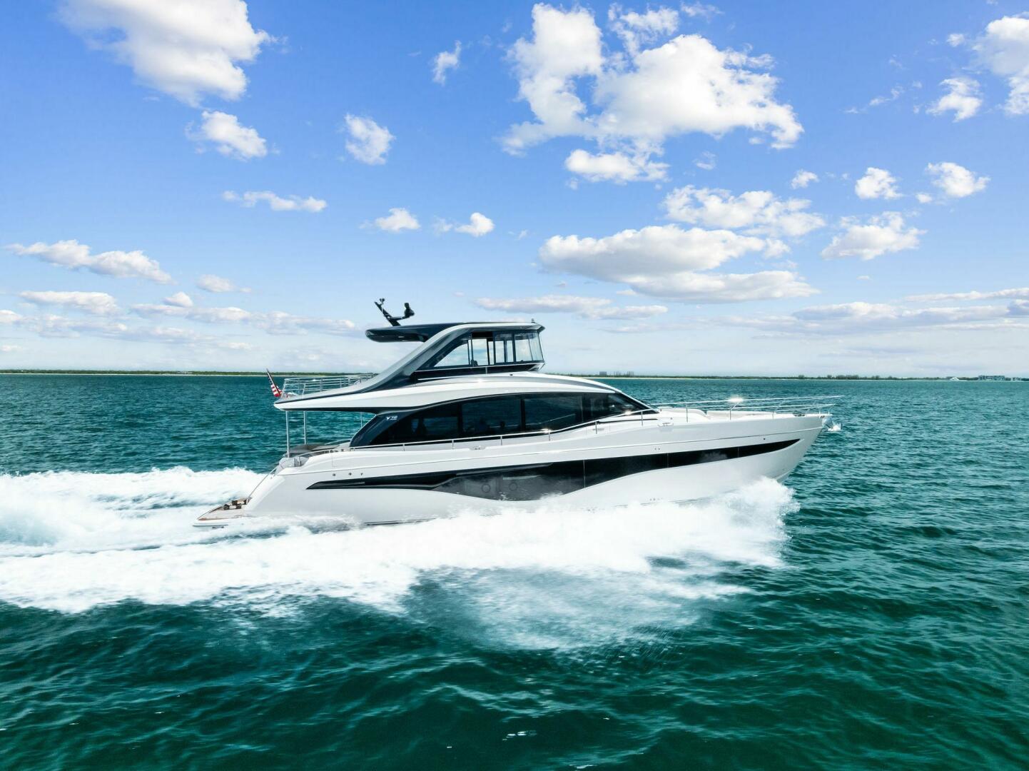 Slide: The Image of 2024 Princess Y72 Motor Yacht SeaQuel - 5451039
