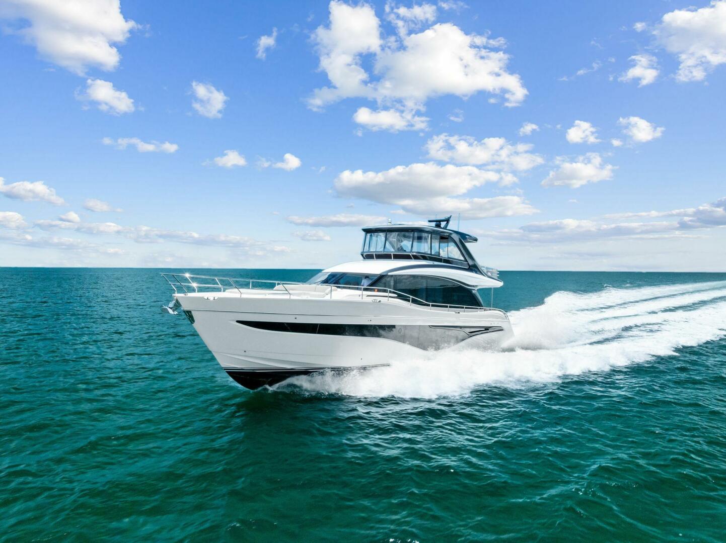 Slide: The Image of 2024 Princess Y72 Motor Yacht SeaQuel - 5451036