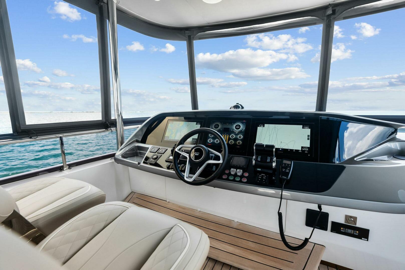 Slide: The Image of 2024 Princess Y72 Motor Yacht SeaQuel - 5451016