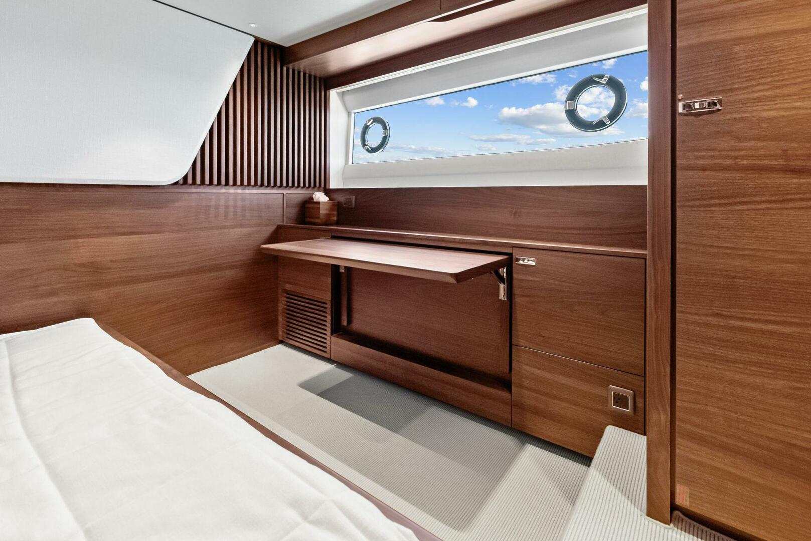 Slide: The Image of 2024 Princess Y72 Motor Yacht SeaQuel - 5450942