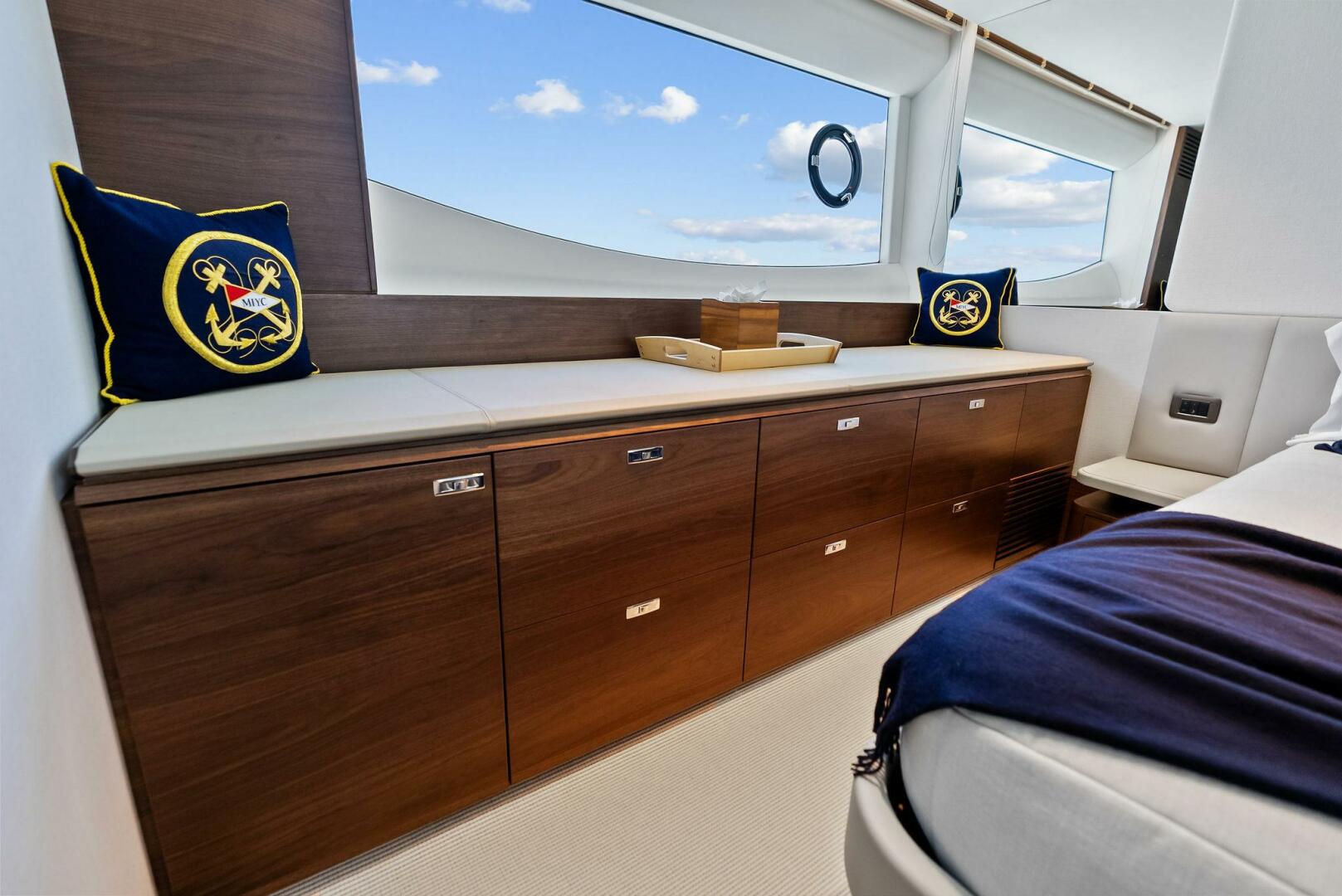 Slide: The Image of 2024 Princess Y72 Motor Yacht SeaQuel - 5450952