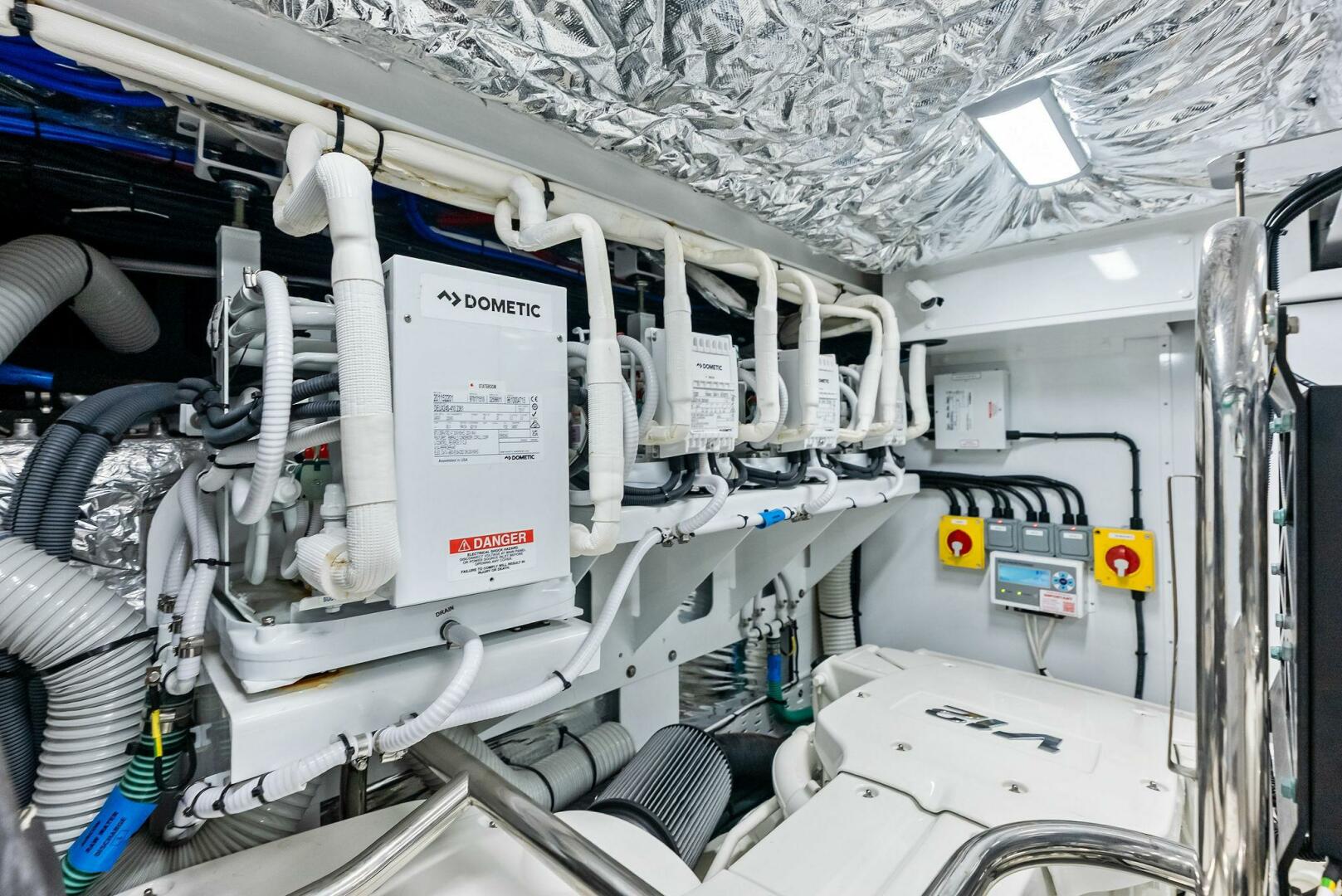 Slide: The Image of 2024 Princess Y72 Motor Yacht SeaQuel - 5450940