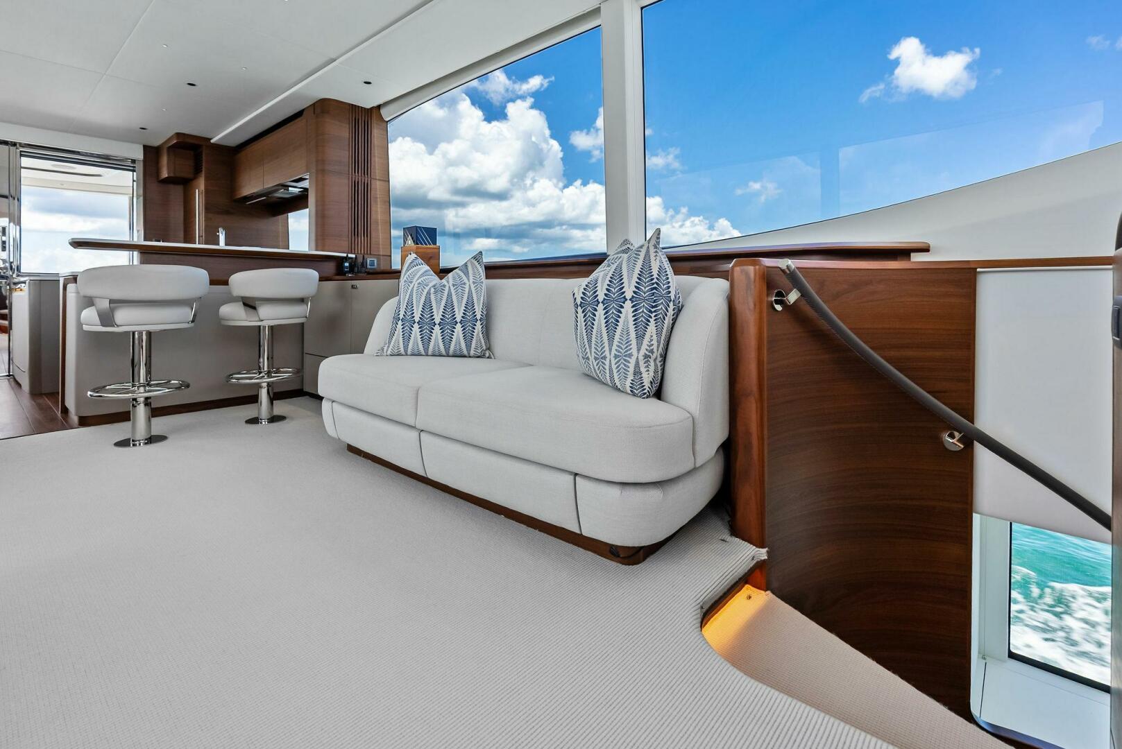 Slide: The Image of 2024 Princess Y72 Motor Yacht SeaQuel - 5450968