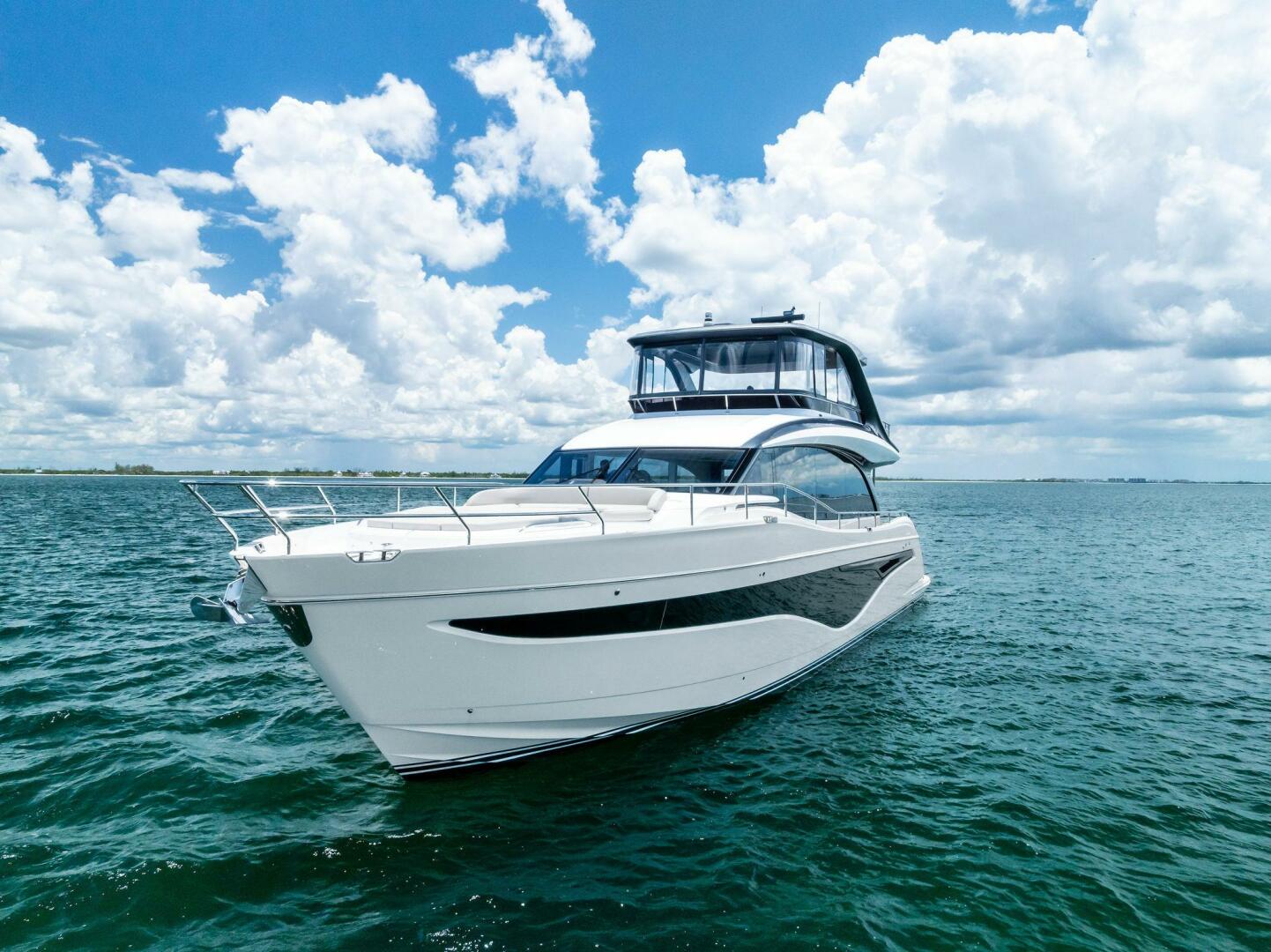 Slide: The Image of 2024 Princess Y72 Motor Yacht SeaQuel - 5451024