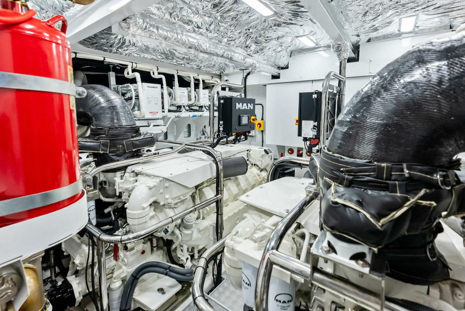 Slide: The Image of 2024 Princess Y72 Motor Yacht SeaQuel - 5451048