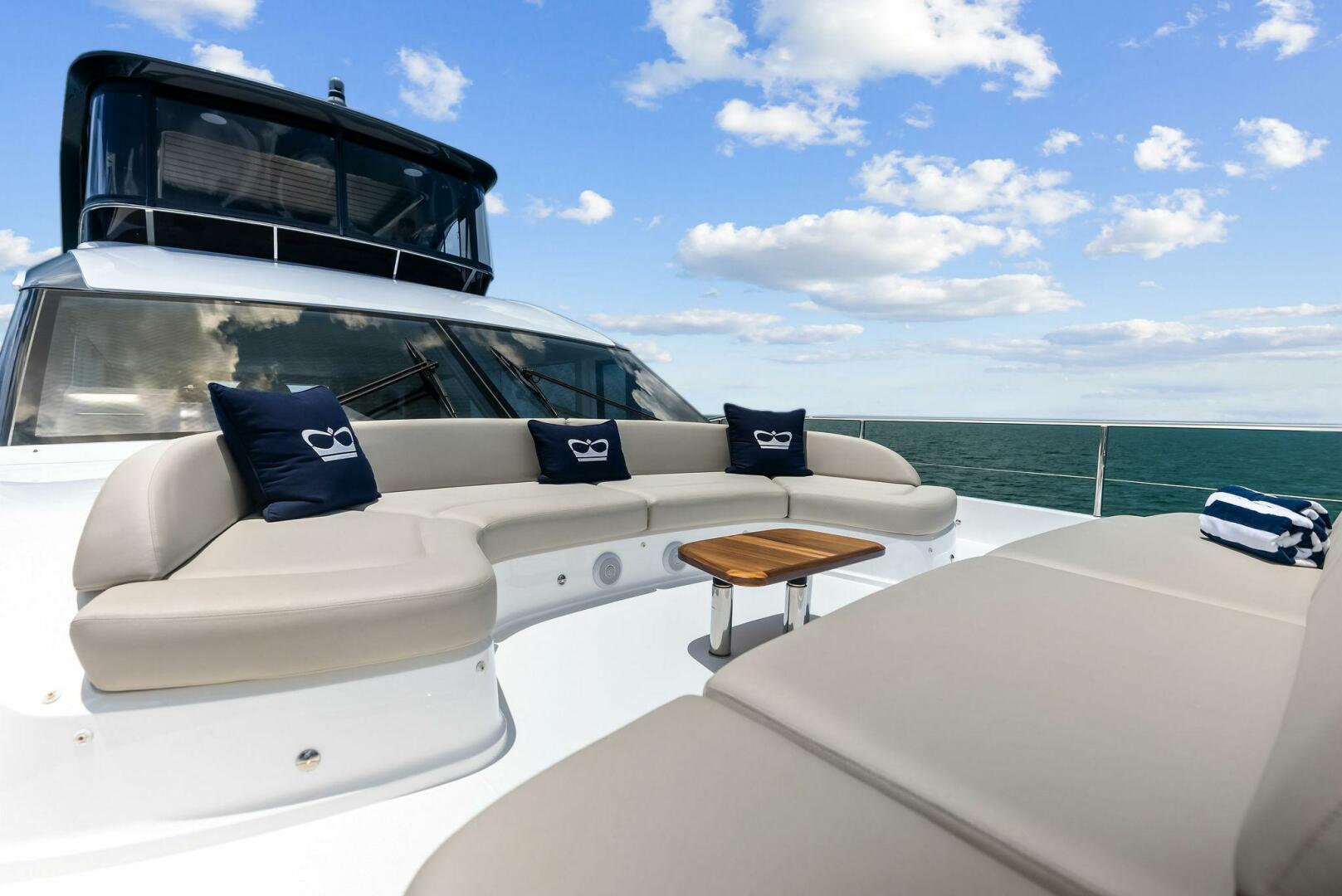 Slide: The Image of 2024 Princess Y72 Motor Yacht SeaQuel - 5451003