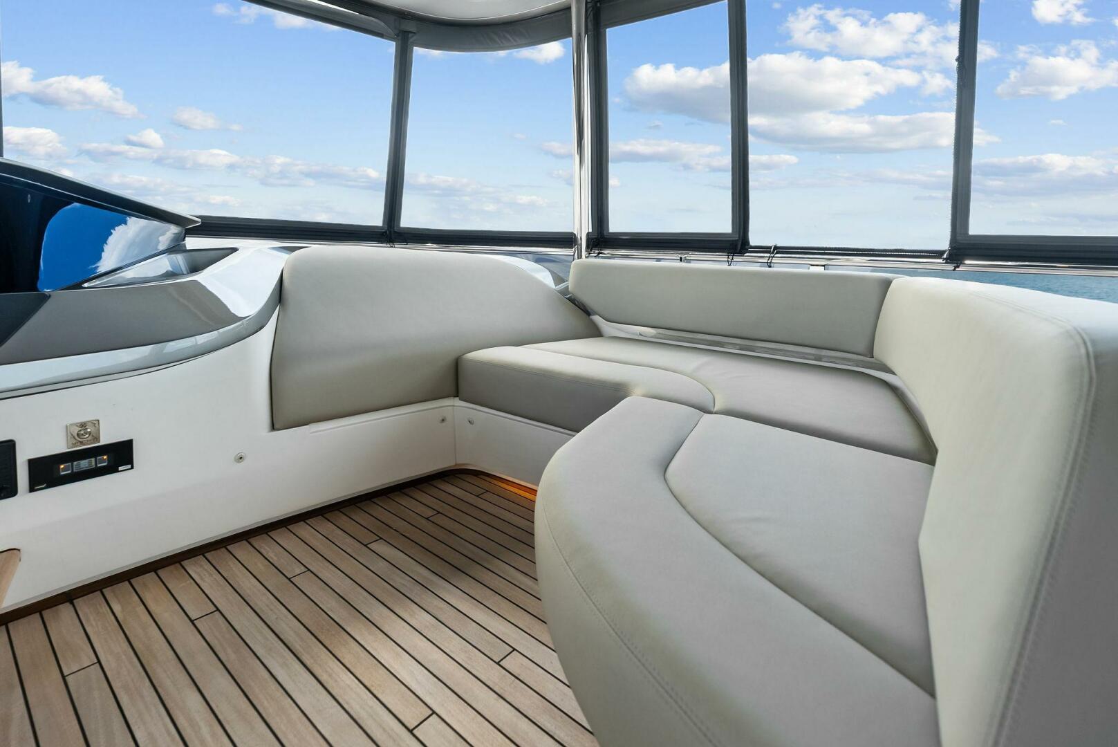 Slide: The Image of 2024 Princess Y72 Motor Yacht SeaQuel - 5451014