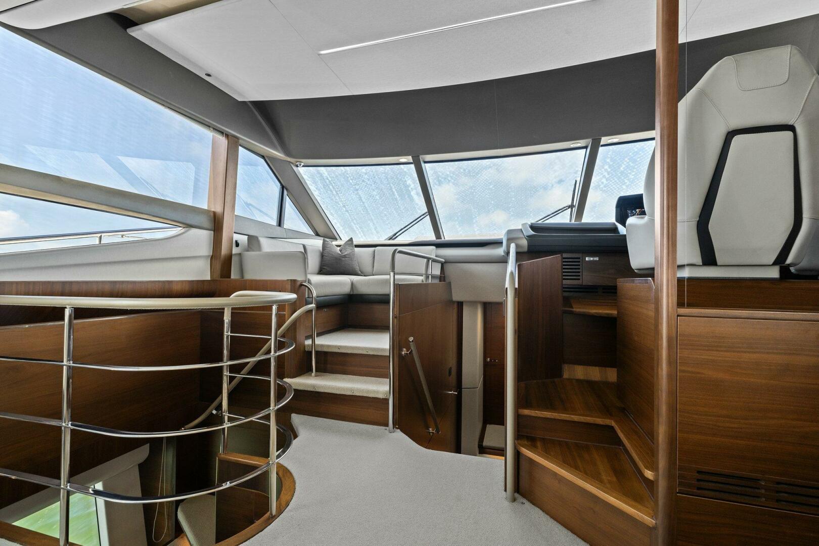 Slide: The Image of 2018 80 Princess Y75 - AMARULA SUN - 4447868