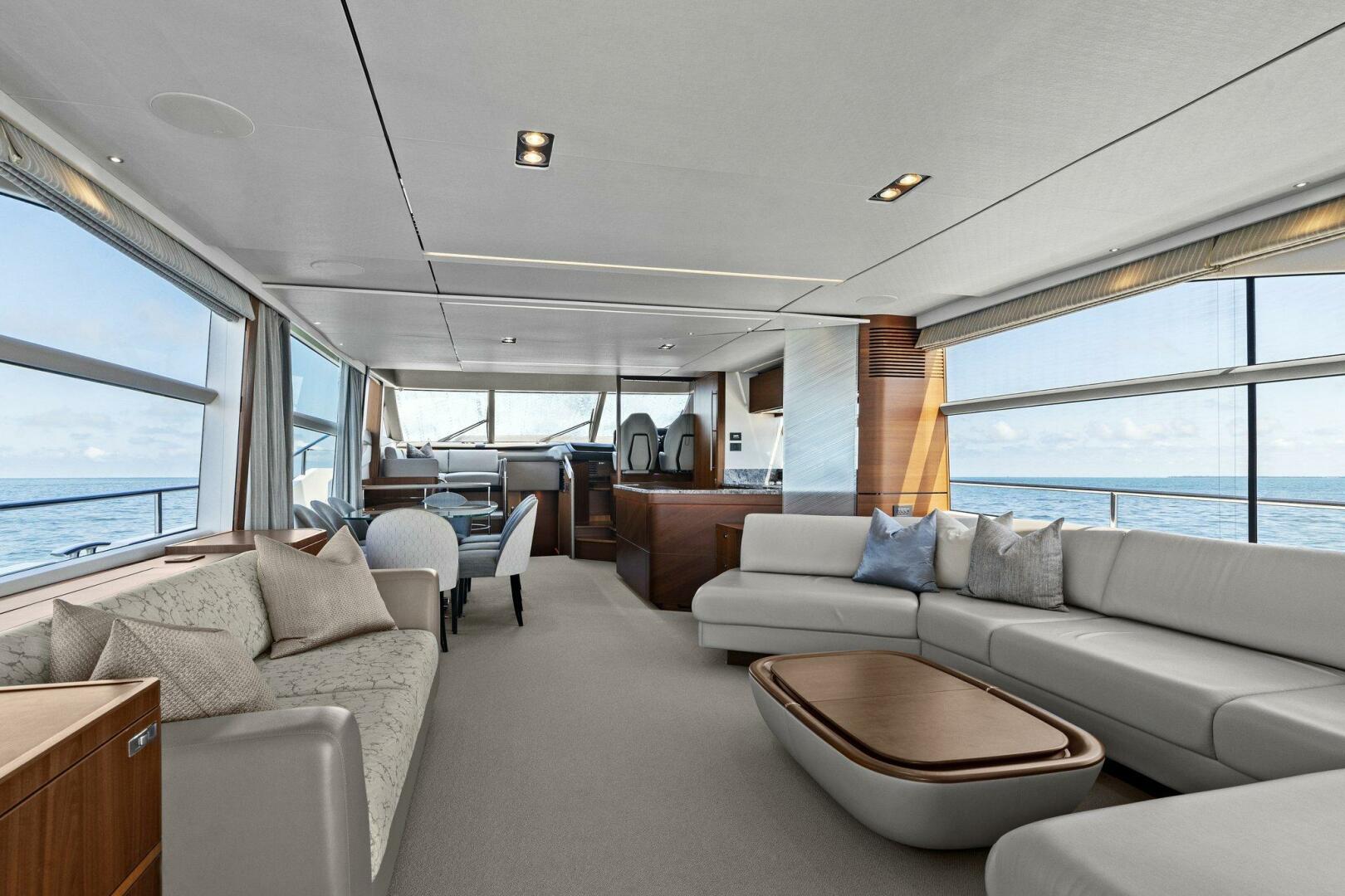 Slide: The Image of 2018 80 Princess Y75 - AMARULA SUN - Salon - 4447879