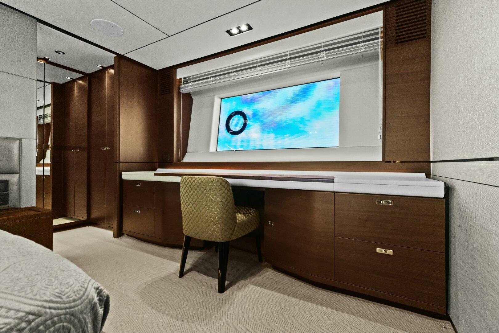 Slide: The Image of 2018 80 Princess Y75 - AMARULA SUN - 4447866