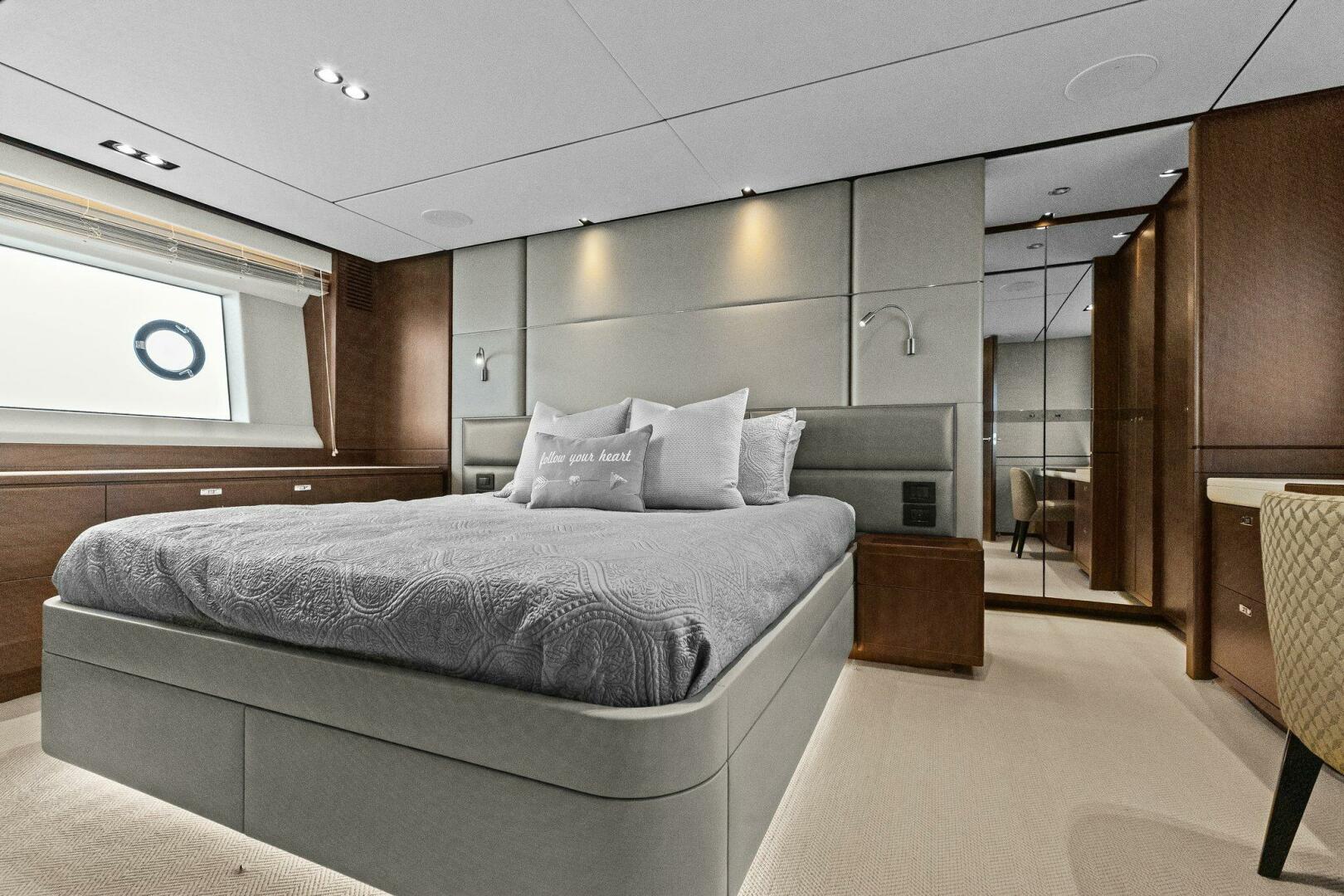 Slide: The Image of 2018 80 Princess Y75 - AMARULA SUN - Master Stateroom - 4447864
