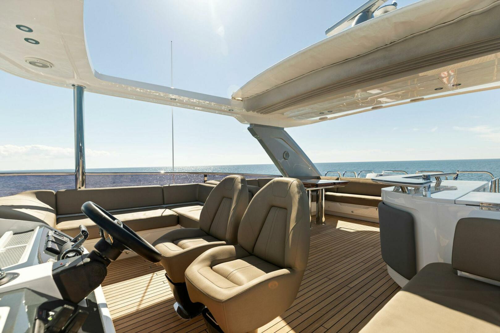Slide: The Image of 2018 80 Princess Y75 - AMARULA SUN - Flybridge Helm - 3991533