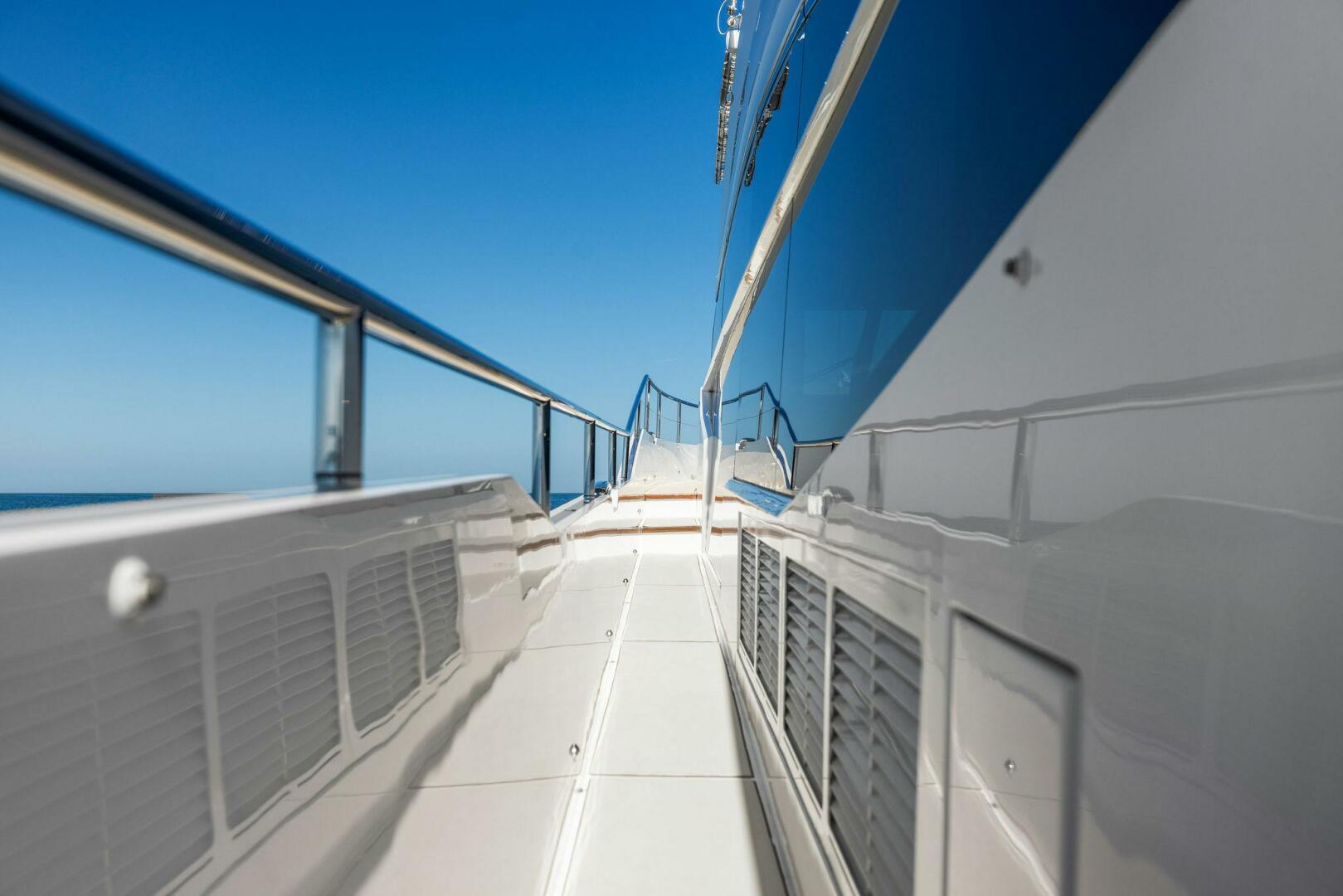 Slide: The Image of 2018 80 Princess Y75 - AMARULA SUN - 3991524
