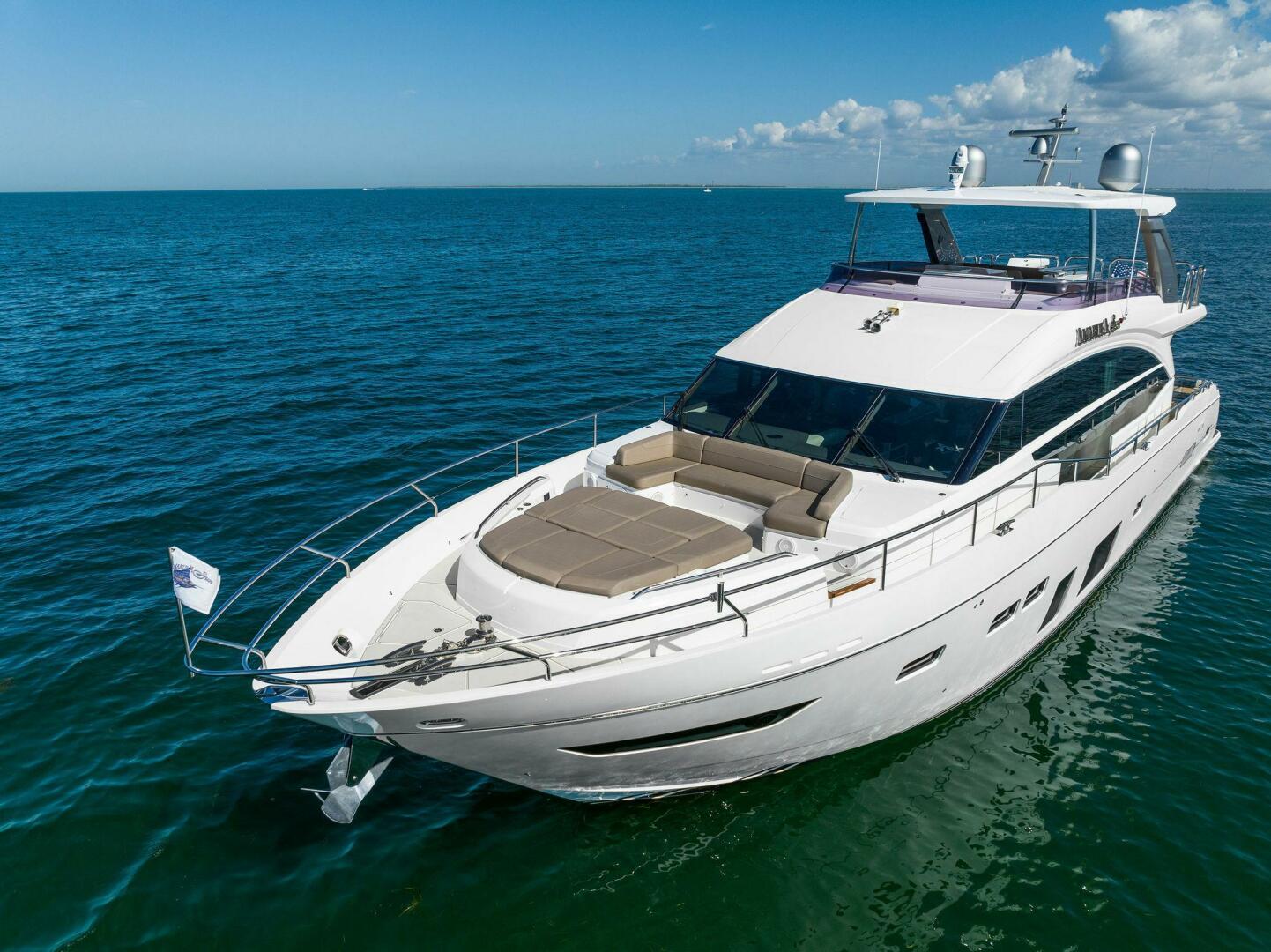 Slide: The Image of 2018 80 Princess Y75 - AMARULA SUN - Profile - 3991605