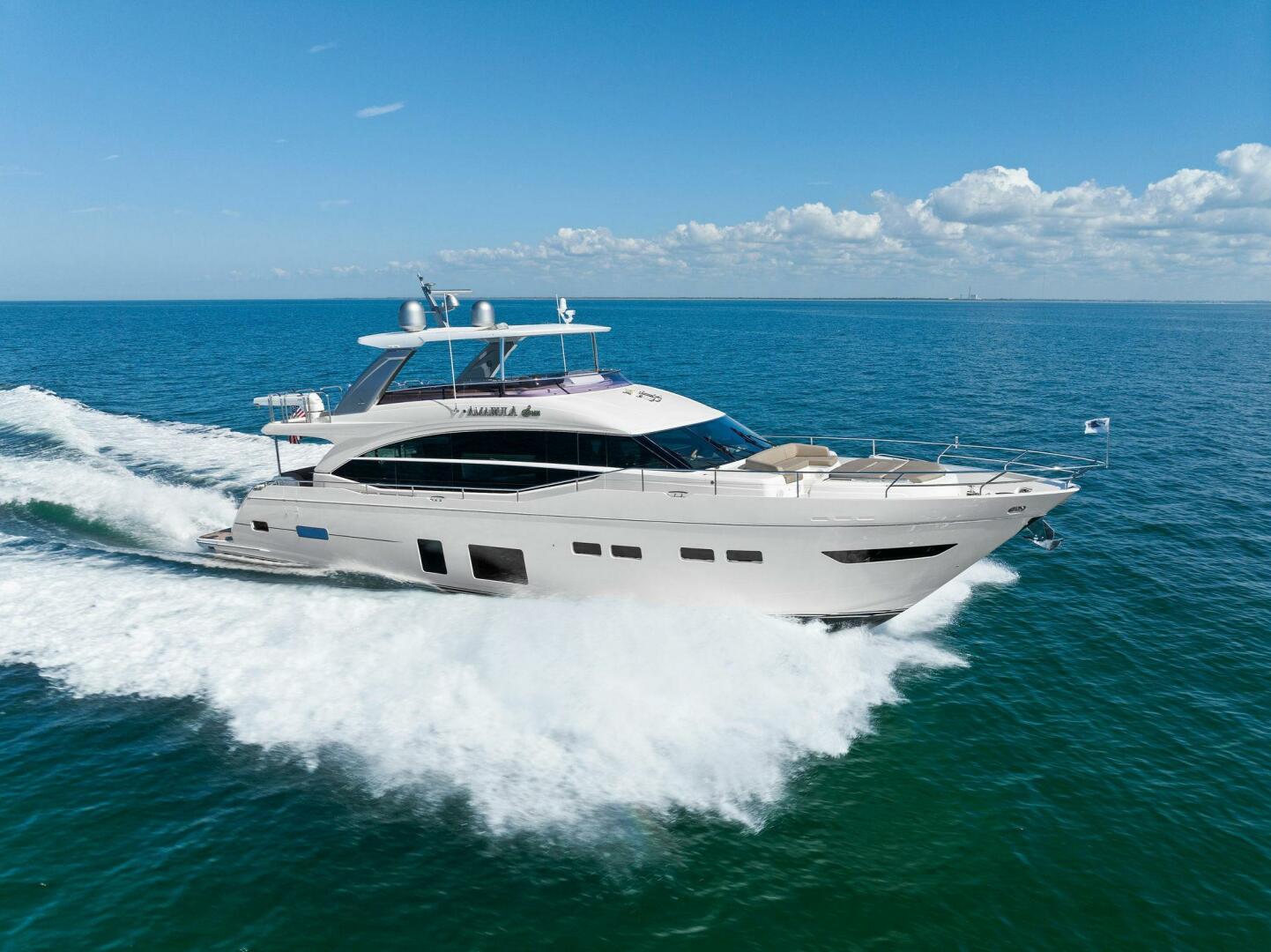 Slide: The Image of 2018 80 Princess Y75 - AMARULA SUN - Profile - 3991594