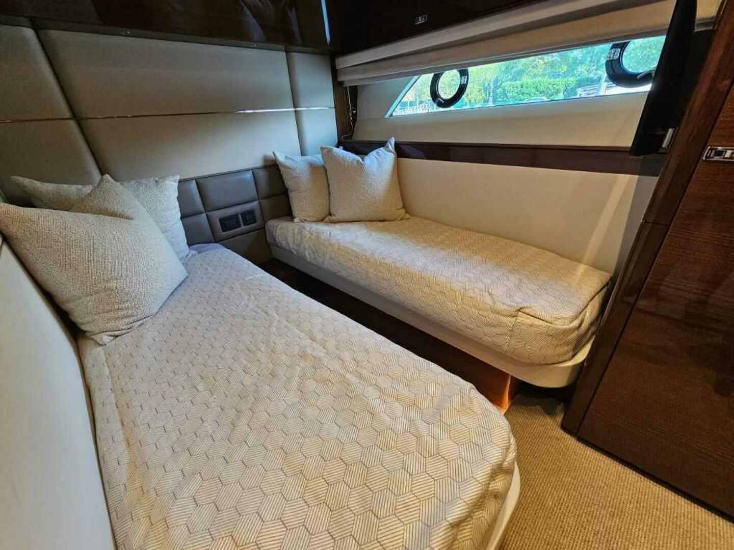 Slide: The Image of Stateroom 2020 Y78 Motor Yacht Escape - 4726483