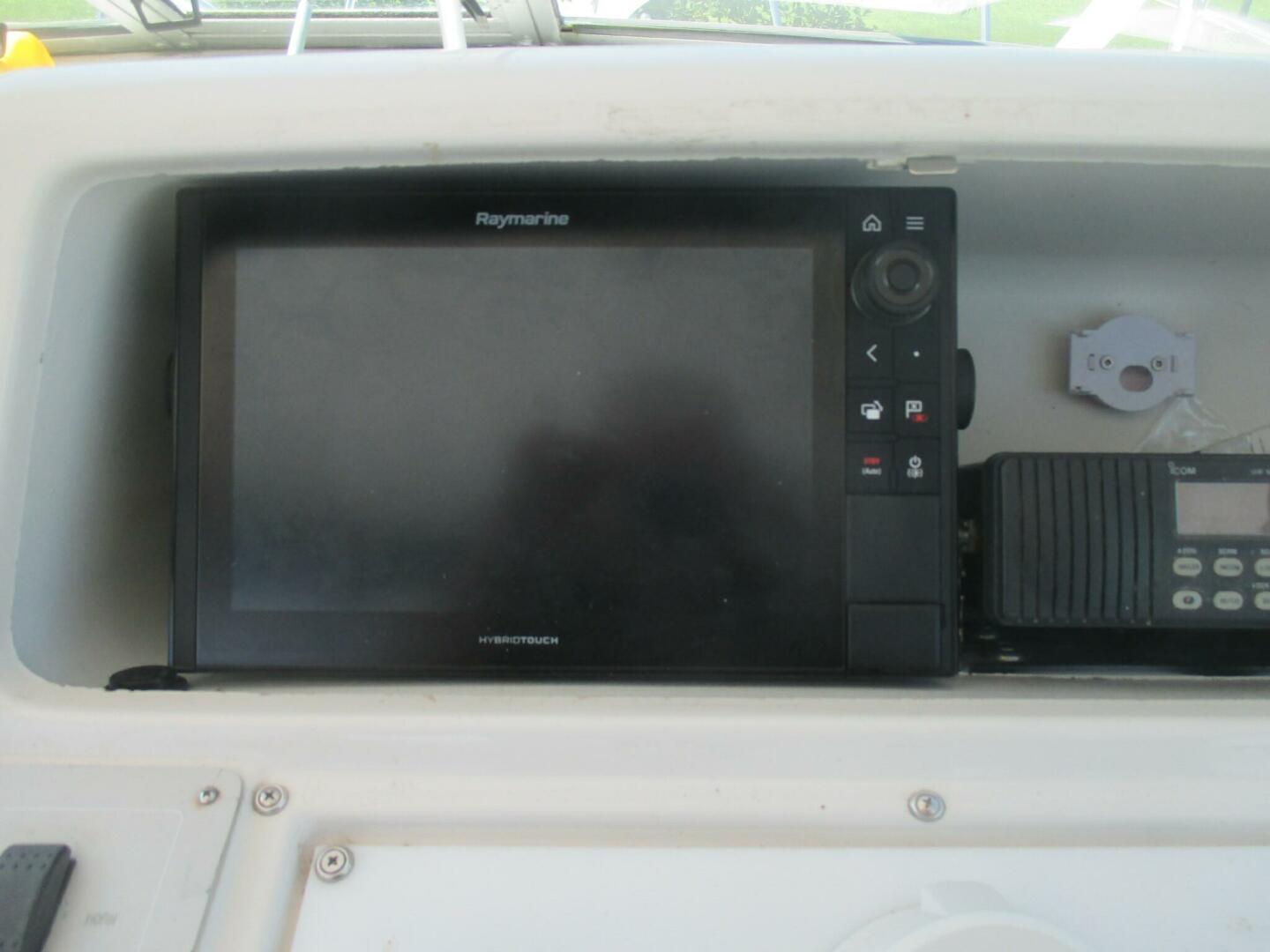 Slide: The Image of Raymarine GPS/Plotter - 4571483