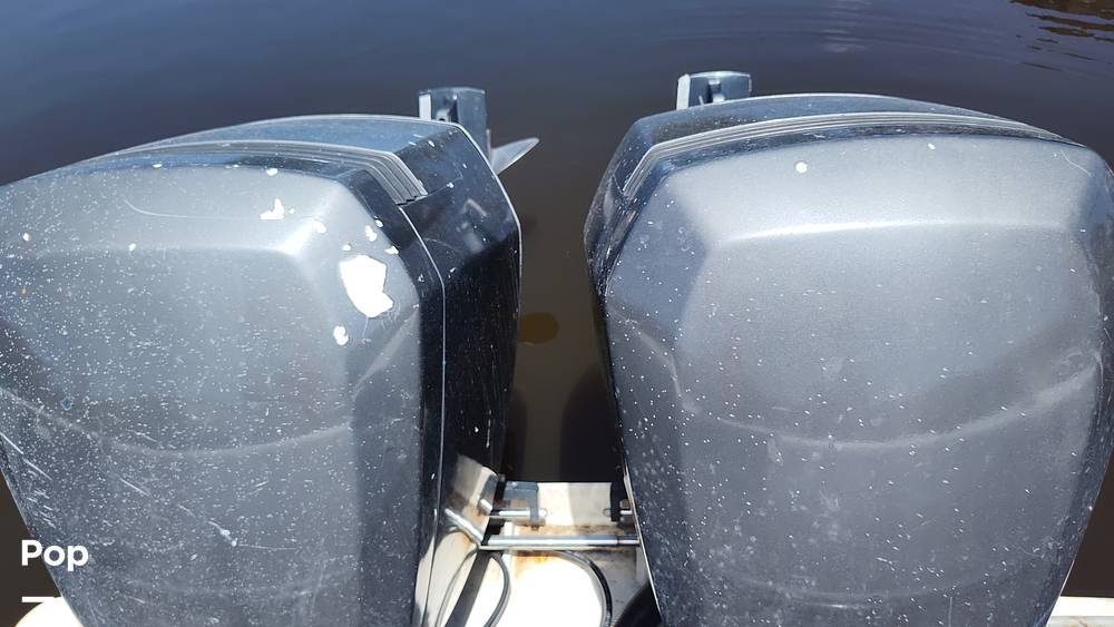 Slide: The Image of Twin 250s - 15300534