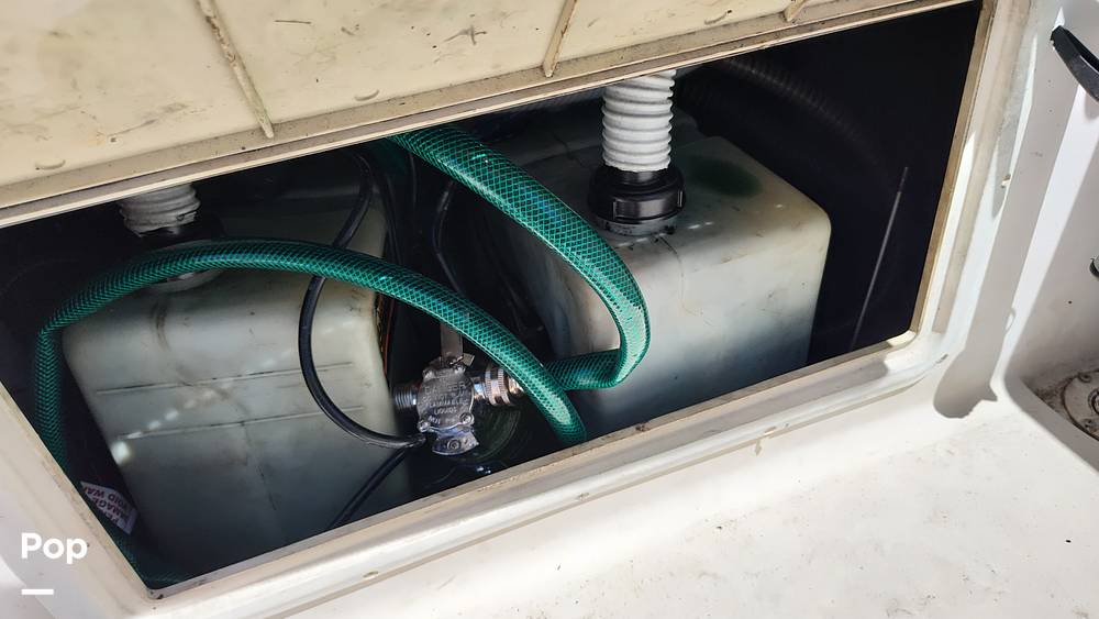 Slide: The Image of Oil Injection Tank - 15300559