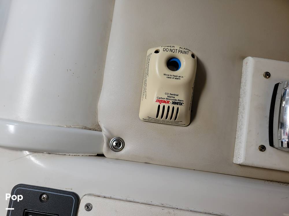 Slide: The Image of Pro-Line 2950 Mid Cabin 1996 - 48