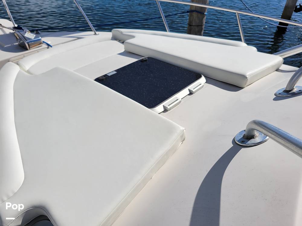 Slide: The Image of Pro-Line 2950 Mid Cabin 1996 - 52