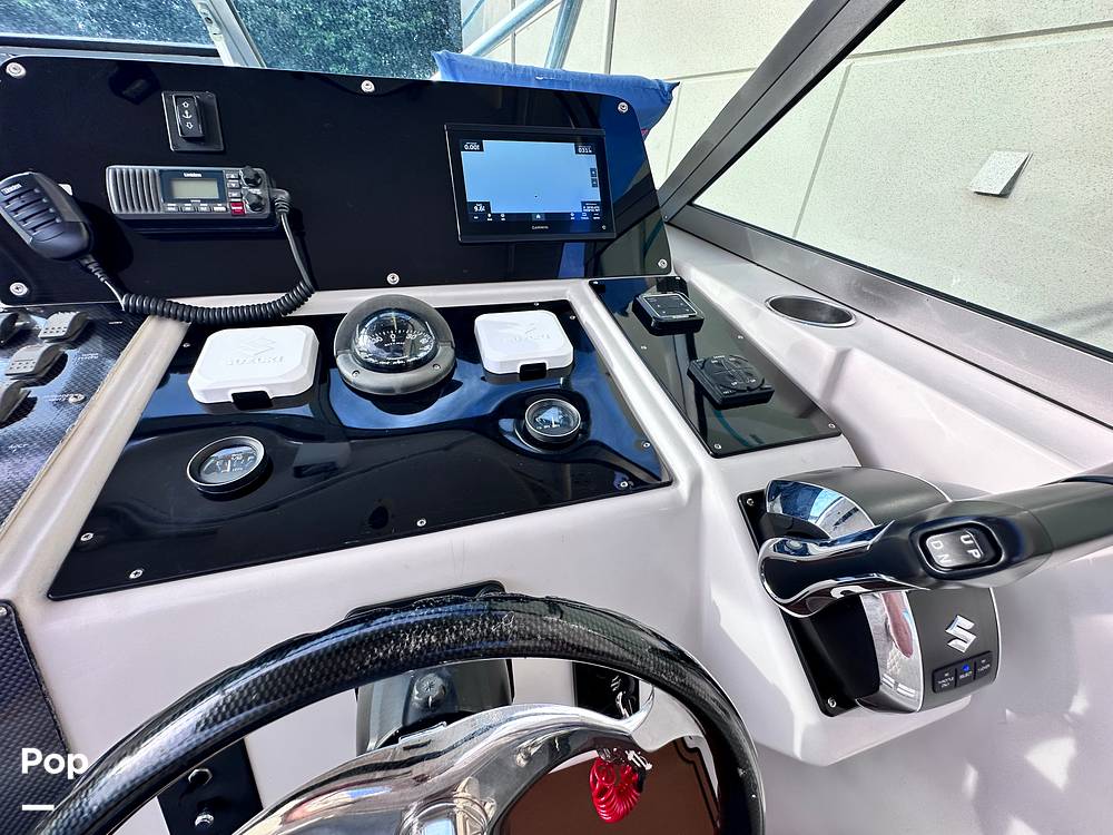 Slide: The Image of Pro-Line 2950 Mid Cabin 1996 - 75