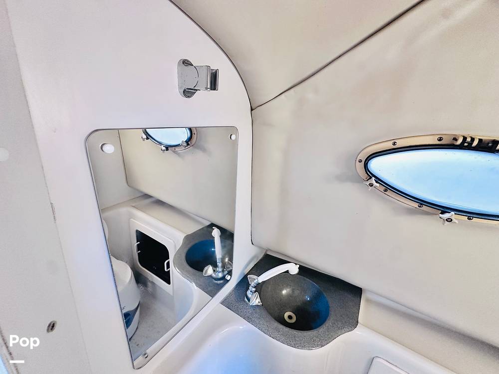 Slide: The Image of Pro-Line 2950 Mid Cabin 1996 - 81
