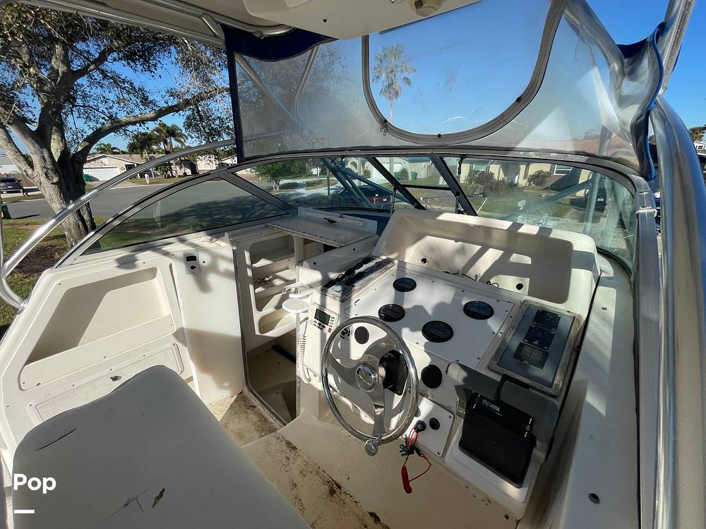 Slide: The Image of Pro-Line 2950 Mid Cabin 1998 - 15058097