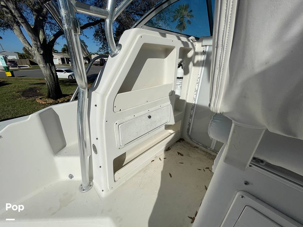 Slide: The Image of Pro-Line 2950 Mid Cabin 1998 - 15058032