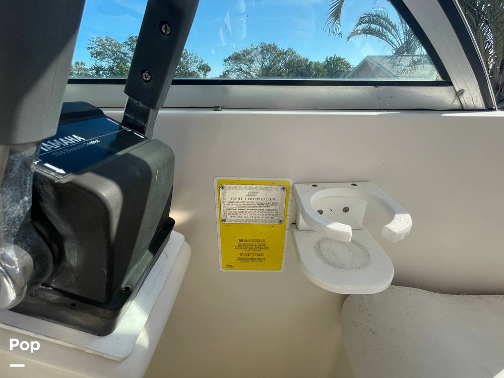 Slide: The Image of Pro-Line 2950 Mid Cabin 1998 - 15058037