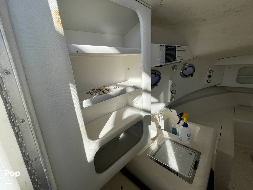 Slide: The Image of Pro-Line 2950 Mid Cabin 1998 - 15058047