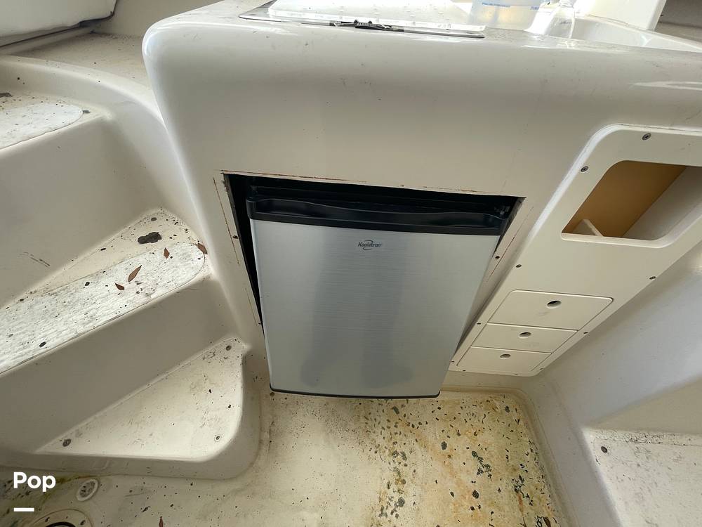 Slide: The Image of Pro-Line 2950 Mid Cabin 1998 - 15058054