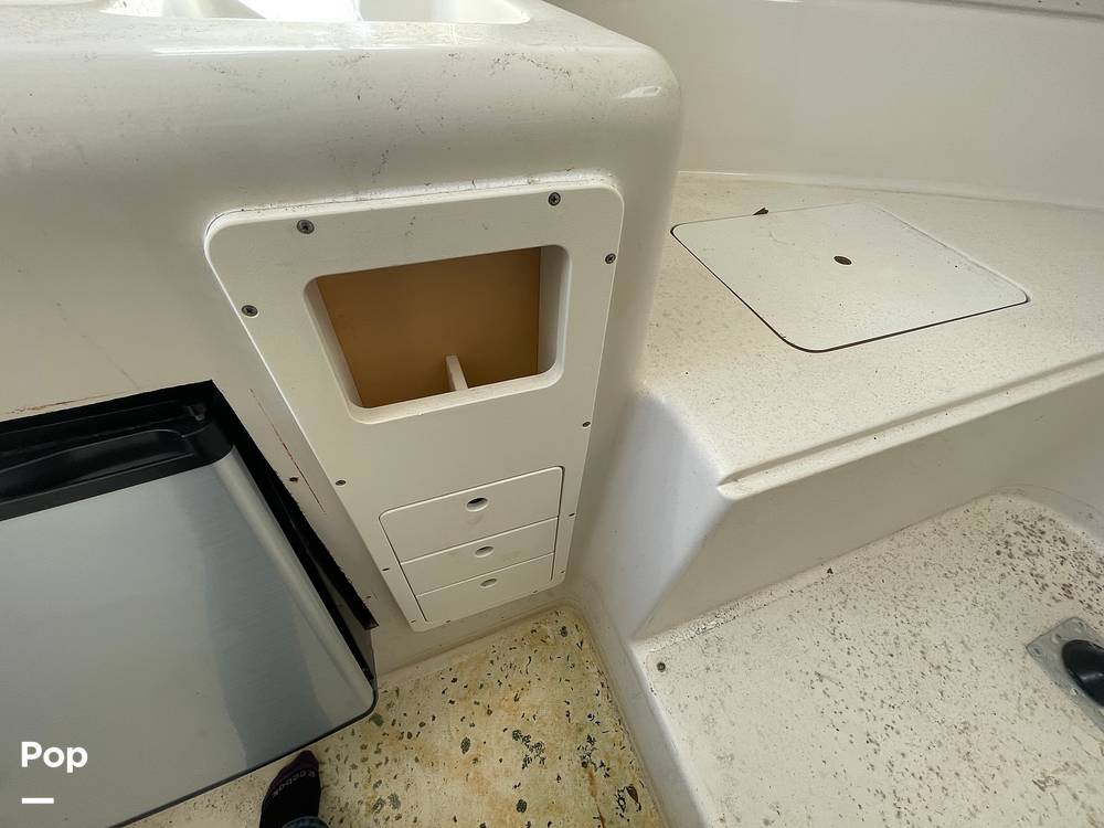 Slide: The Image of Pro-Line 2950 Mid Cabin 1998 - 15058059