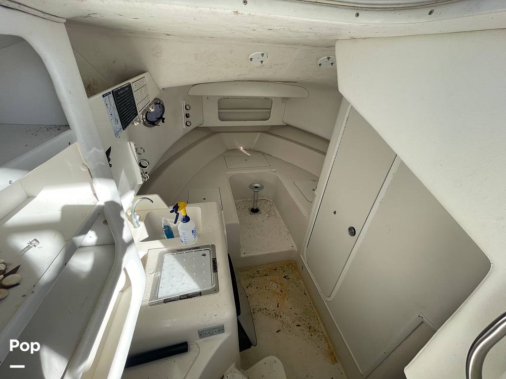 Slide: The Image of Pro-Line 2950 Mid Cabin 1998 - 15058045