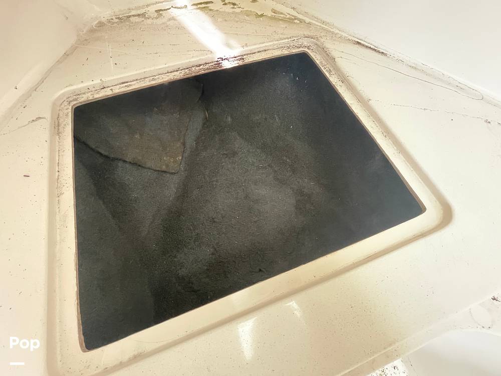 Slide: The Image of Pro-Line 2950 Mid Cabin 1998 - 15058062