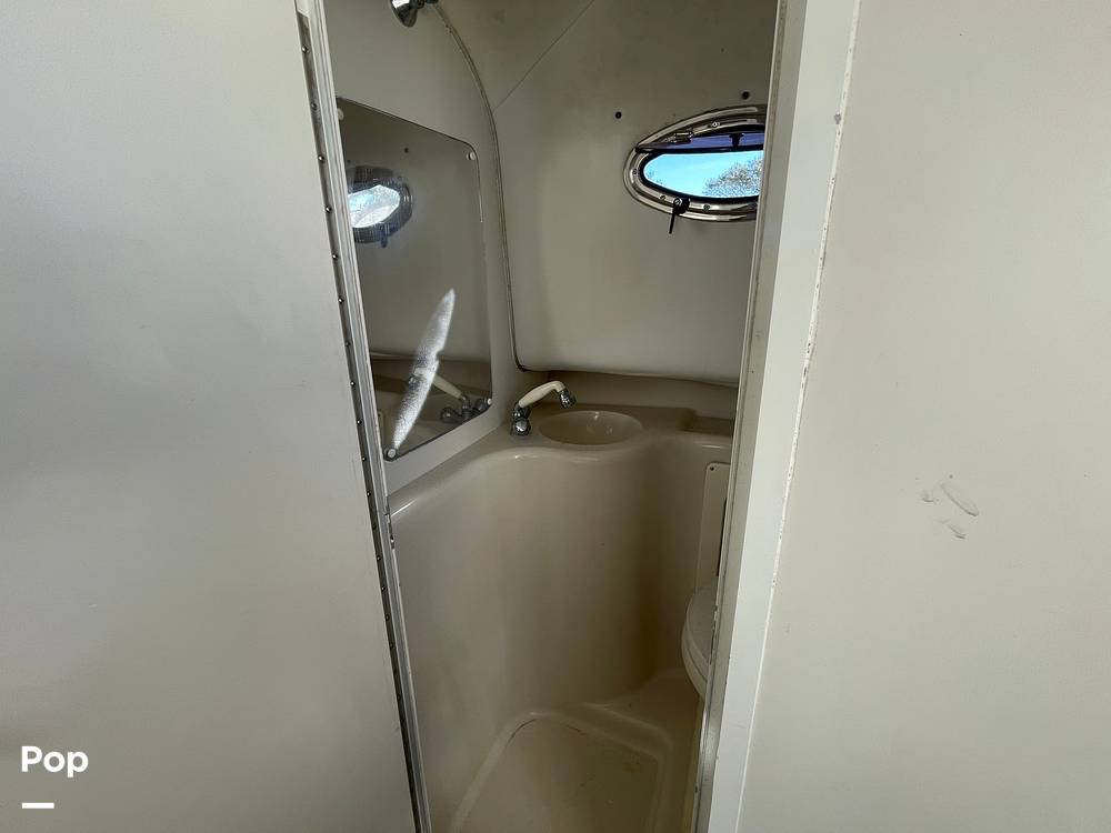 Slide: The Image of Pro-Line 2950 Mid Cabin 1998 - 15058066