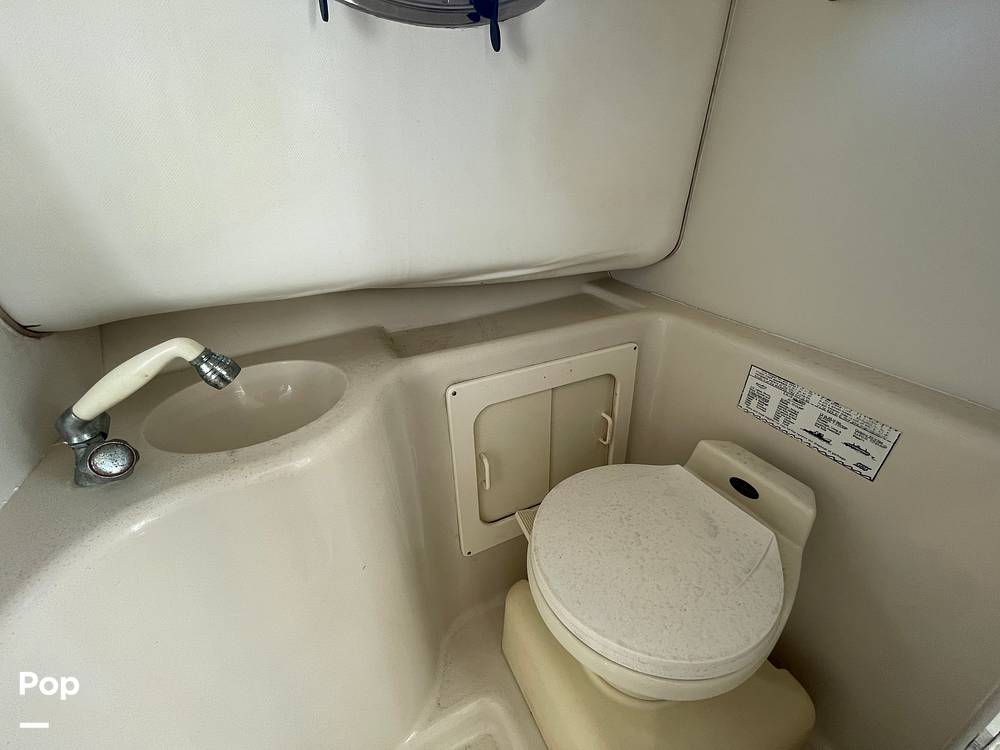Slide: The Image of Pro-Line 2950 Mid Cabin 1998 - 15058068