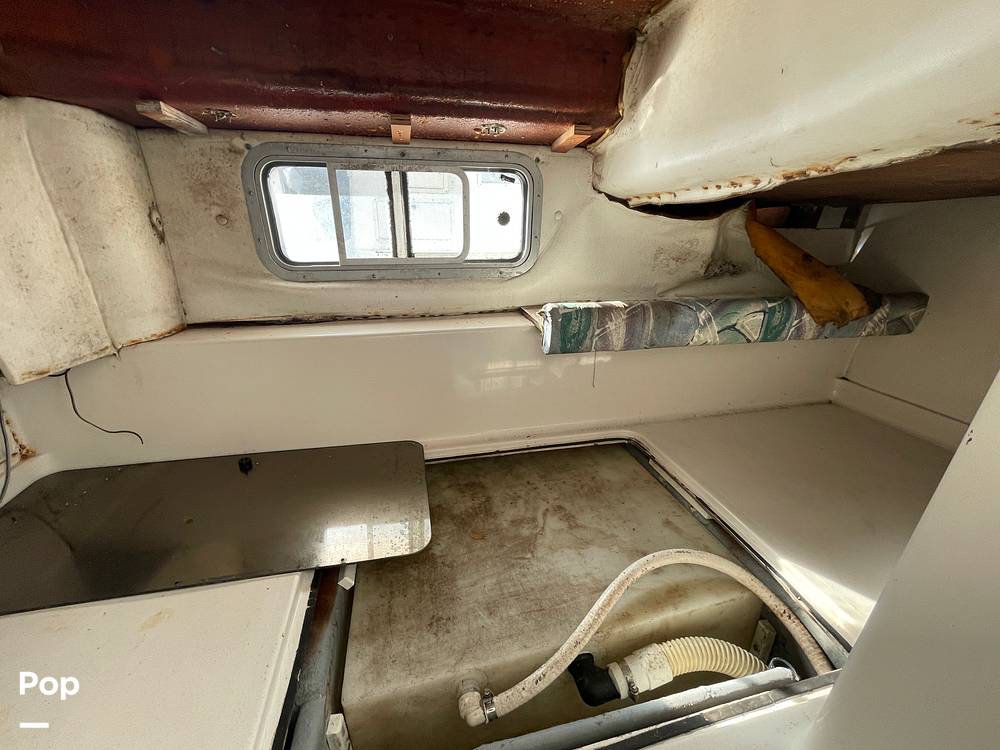 Slide: The Image of Pro-Line 2950 Mid Cabin 1998 - 15058073