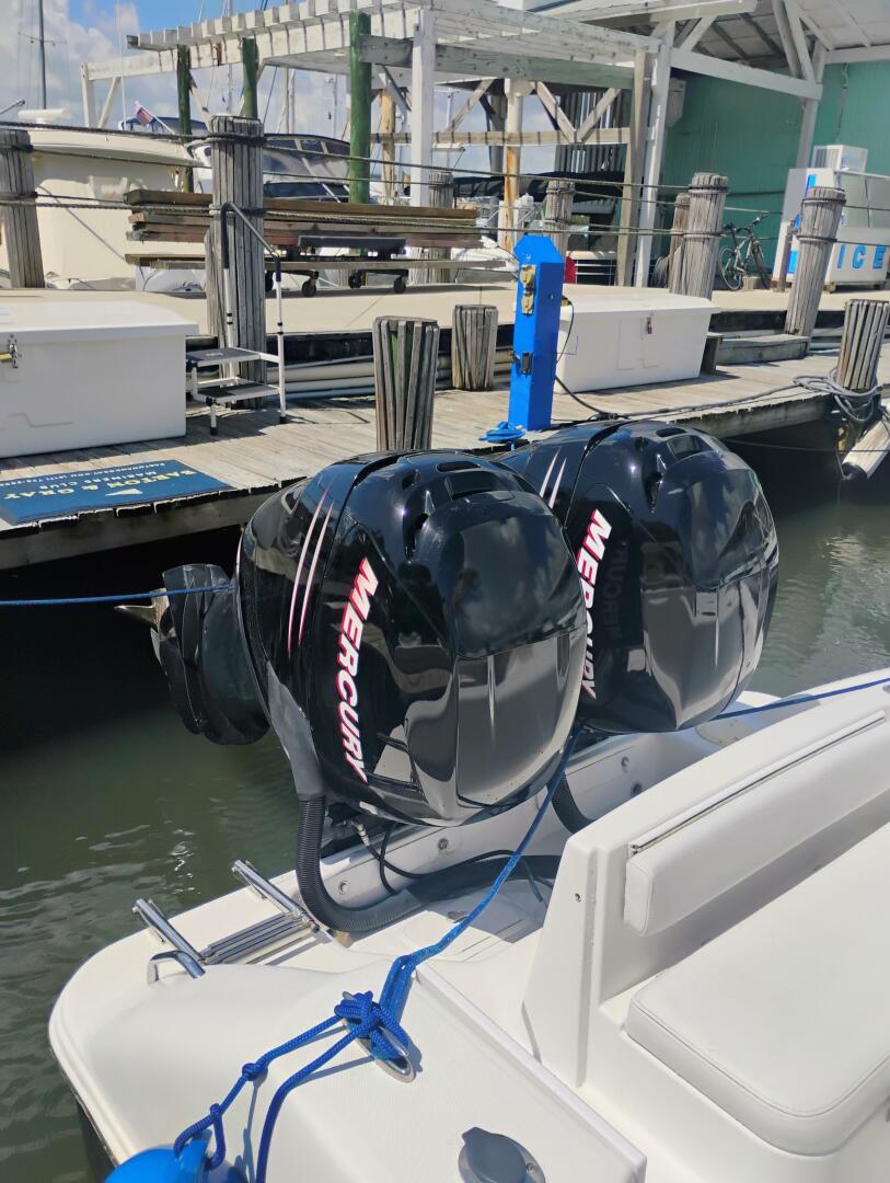 Slide: The Image of 2007 Pro-Line 29 Super Sport Outboard Engines - 5501049