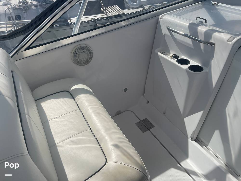 Slide: The Image of Co-captain Seat - 13296190