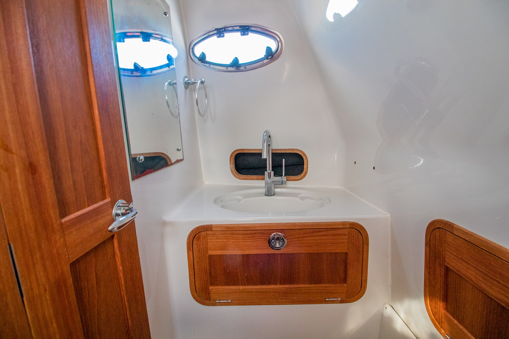 Slide: The Image of Protector 35 2009 - 3194561